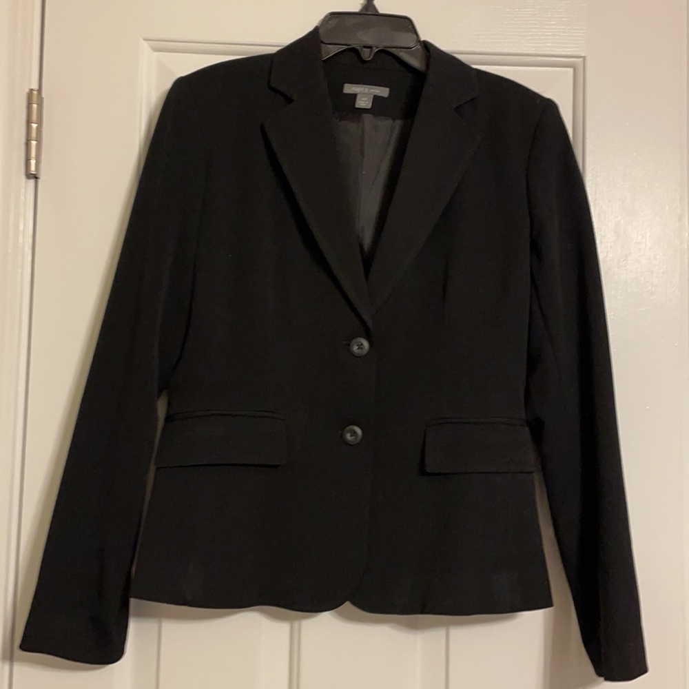Apt 9, Women’s black blazer, 4P